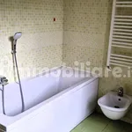 Rent 4 bedroom house of 250 m² in Carugate