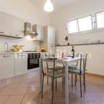 Rent 1 bedroom apartment of 85 m² in Florence