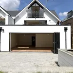 Rent 4 bedroom house in South East England