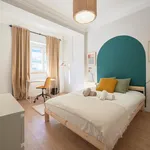 Rent 7 bedroom apartment in Lisbon