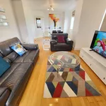 Rent 2 bedroom apartment of 990 m² in London