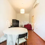 Rent 1 bedroom apartment of 65 m² in Florence