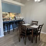 Rent 2 bedroom apartment in Bakersfield