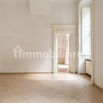 Rent 3 bedroom apartment of 125 m² in Turin