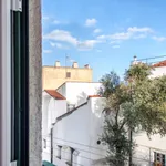 Rent 2 bedroom apartment of 100 m² in Lisbon