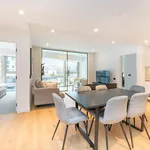 Rent 2 bedroom apartment of 88 m² in London