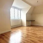 Rent 3 bedroom flat in Epsom and Ewell