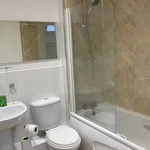 Rent 2 bedroom flat in Sheffield