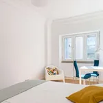 Rent a room in lisbon