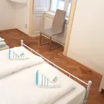 Miete 2 Schlafzimmer wohnung von 700 m² in vienna