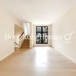 Rent 4 bedroom apartment of 299 m² in The Peak