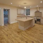 Rent 6 bedroom apartment in East Midlands