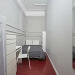 Rent a room in lisbon