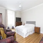 Rent 3 bedroom apartment in Edinburgh  City Centre