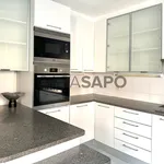 Rent 3 bedroom house of 360 m² in Vila Nova de Gaia