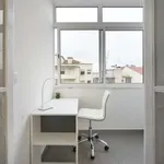 Rent a room in lisbon