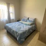 Rent 1 bedroom apartment in Roodepoort