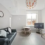 Rent 5 bedroom house in Preston