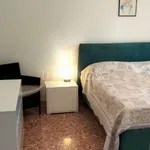 Rent 3 bedroom apartment of 100 m² in Desenzano del Garda