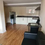 Rent 2 bedroom flat in Leicester