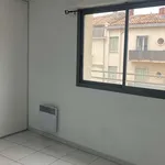 Appartement de 100 m² avec 4 chambre(s) en location à Béziers