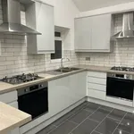 Rent 8 bedroom house in Swansea