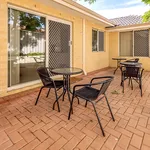 Rent 6 bedroom house in  Bentley WA 6102                        