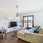 Rent 3 bedroom apartment of 186 m² in Odivelas