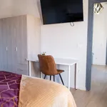 Rent a room of 98 m² in Santa Eulàlia