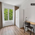 Miete 4 Schlafzimmer wohnung von 16 m² in Berlin