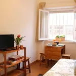 Rent 1 bedroom apartment of 50 m² in Lisbon