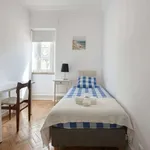 Rent a room in lisbon