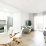 Rent 2 bedroom apartment of 646 m² in Málaga