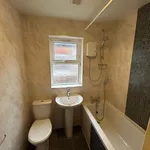 Rent 4 bedroom house in Salford