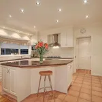 Rent 5 bedroom house in  GLEN WAVERLEY
 