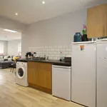 Rent 5 bedroom house in East Midlands