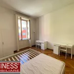 Affitto 3 camera appartamento di 70 m² in Milano