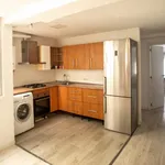 Rent 4 bedroom apartment in Valencia