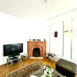 Rent 4 bedroom house in Uccle