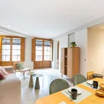 Rent 4 bedroom apartment in barcelona