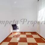 Alquilo 4 dormitorio casa de 140 m² en Canillas de Albaida