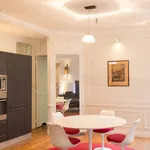 Rent 7 bedroom apartment of 105 m² in Paris