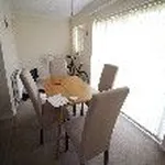 Rent 5 bedroom house in Warwick