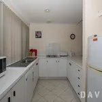 Rent 3 bedroom house of 243 m² in CONNOLLY