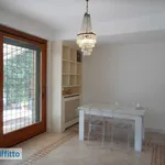 Affitto 3 camera casa di 80 m² in Bologna