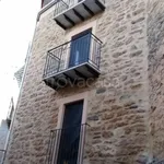 Rent 4 bedroom house of 110 m² in Gangi