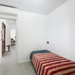 Rent 4 bedroom house of 95 m² in Málaga