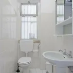 Rent 6 bedroom apartment in Lisbon