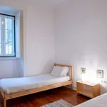 Rent 3 bedroom apartment in lisbon