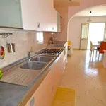 Rent 5 bedroom house of 80 m² in Morciano di Leuca